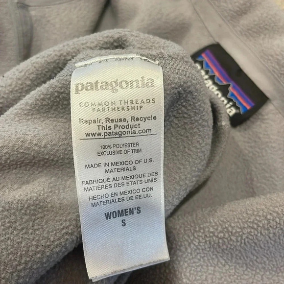 Patagonia - Women’s Quarter Zip Fleece Pullover - Size S - Gently Used!! - Picture 9 of 12